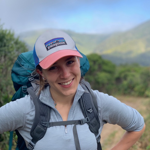 Meet your Posher, Ivy - Picture 3 of 3